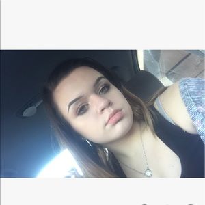 Meet your Posher, Alaina